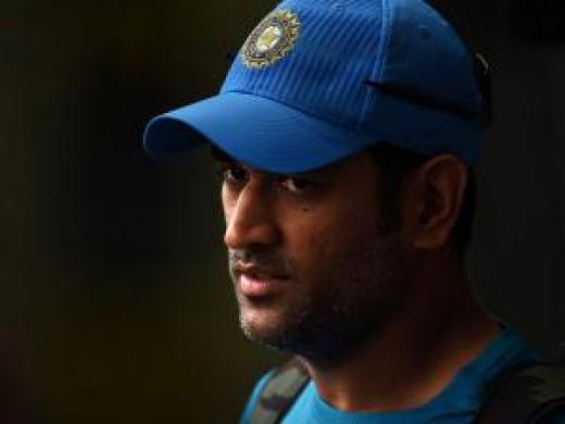 28dfd40fceb2e59bd8d29b62355029f4-dhoni.jpg