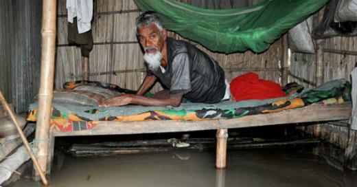 dangerous-flood-situation-in-north-bengal.jpg