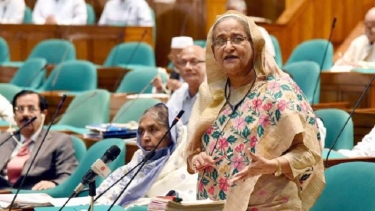 বিজয়ী হওয়ার পর সংসদে না আসা জাতীয় ঐক্যফ্রন্টের রাজনৈতিক ভুল-প্রধানমন্ত্রী