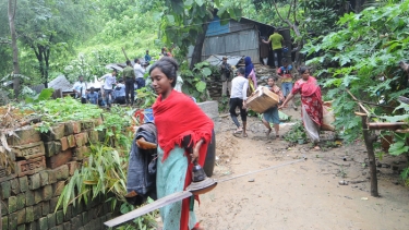 চট্টগ্রামে পাহাড় ধসের শঙ্কা বাড়ছে