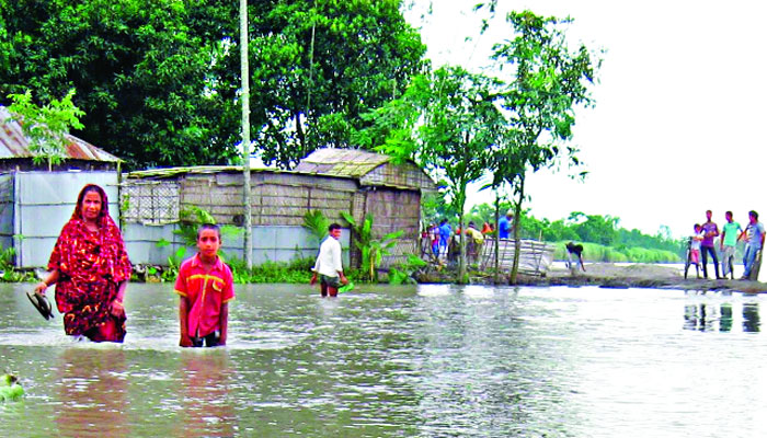 প্লাবিত  গ্রাম