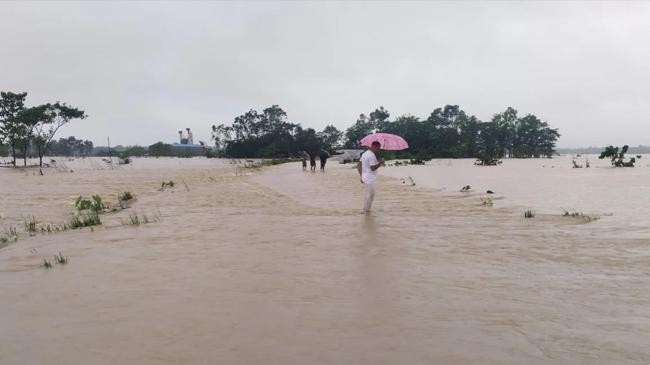 সংগৃহীত ছবি- বন্যা পরিস্থিতি, ও ভারী বৃষ্টিপাতের আভাস